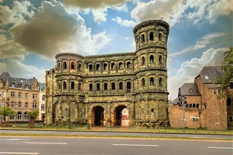 Das Historische Museum Trier: Entdecke die römische Geschichte im Herzen Deutschlands!